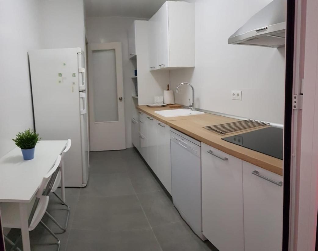 Moderno Apartamento Sin Piscina 托雷莫利诺斯 外观 照片