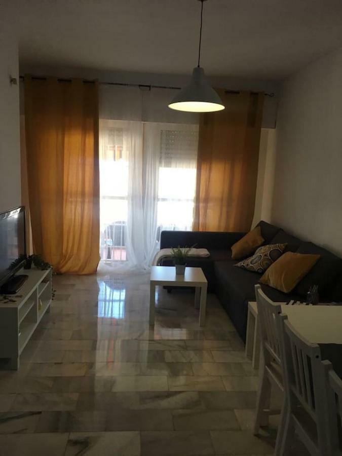 Moderno Apartamento Sin Piscina 托雷莫利诺斯 外观 照片