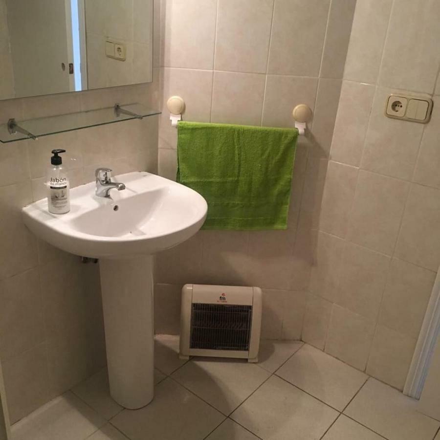 Moderno Apartamento Sin Piscina 托雷莫利诺斯 外观 照片
